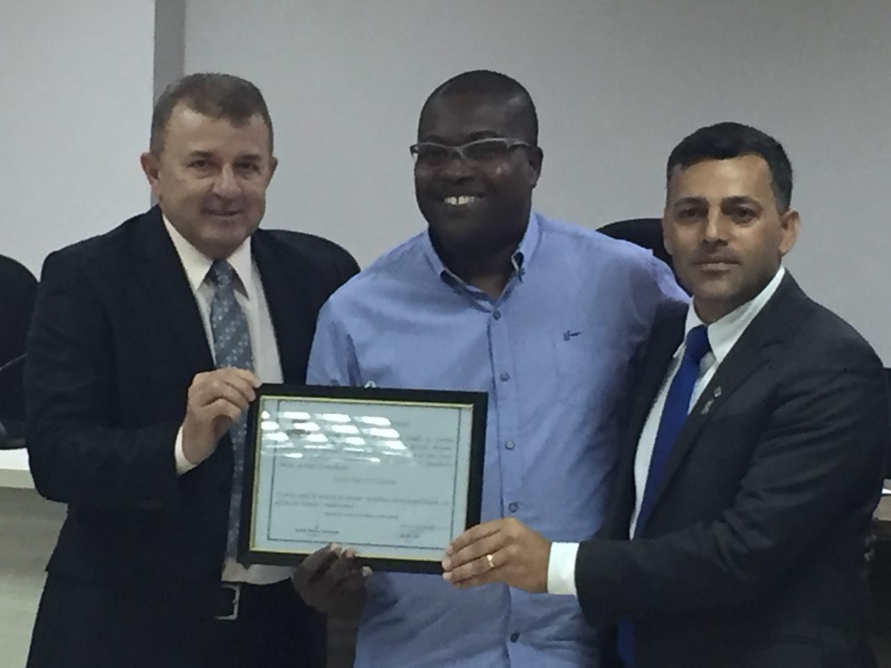 WhatsApp Image 2018-11-27 at 10.23.23.jpeg