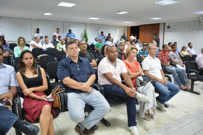 Acompanhe e participe das Sessões Ordinárias da Câmara de Linhares 