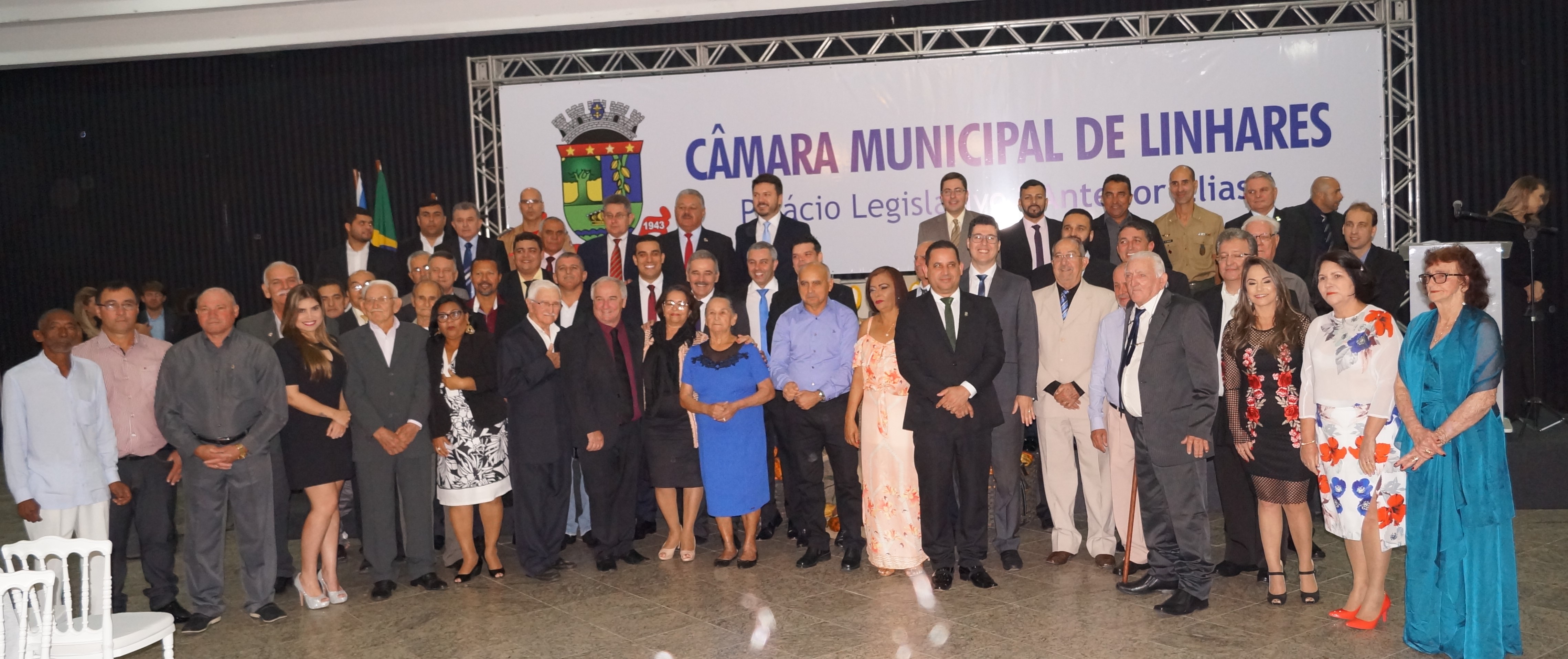 Mais de 30 pessoas são homenageadas com o título de Cidadão Linharense e comenda Caboclo Bernardo