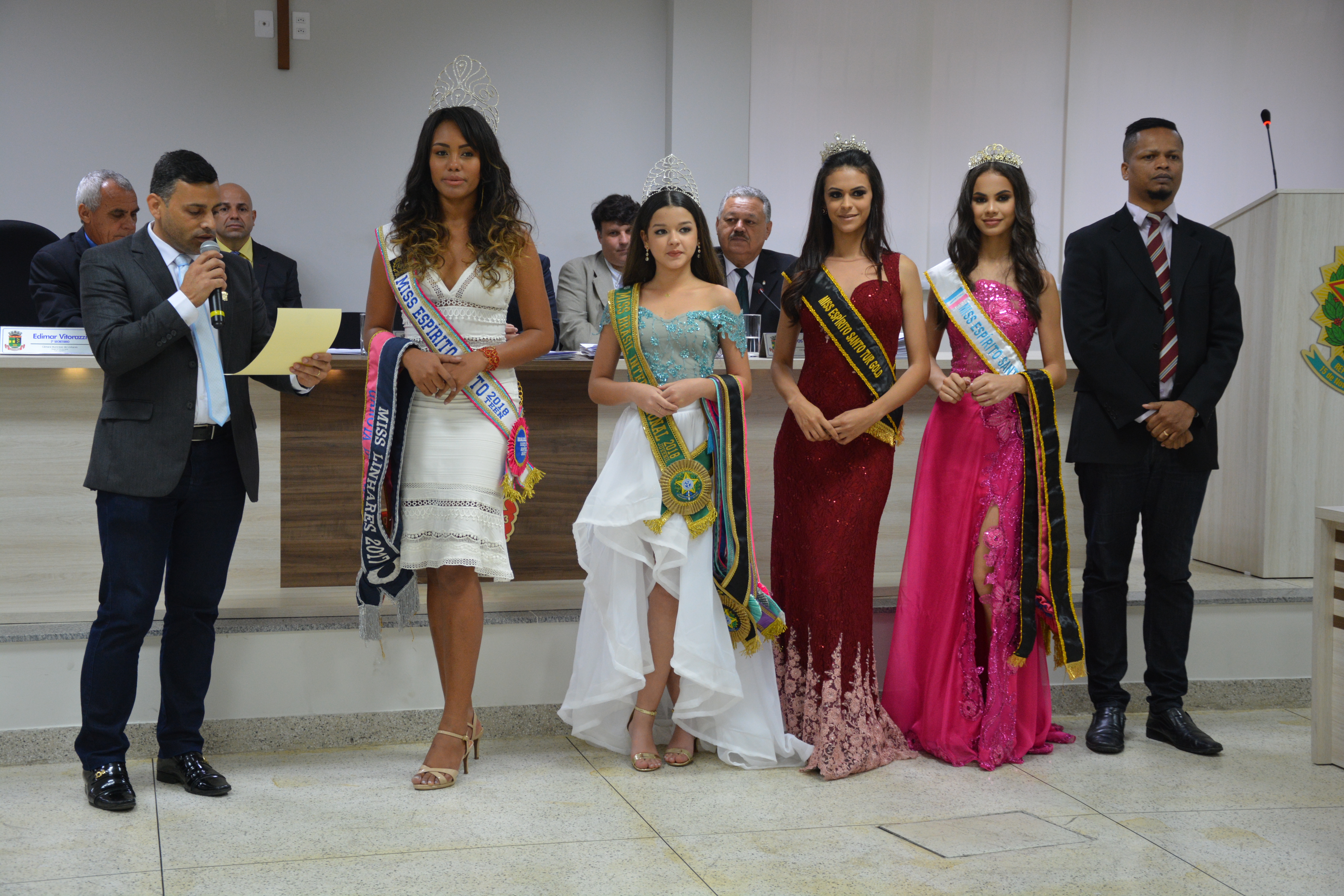 Misses de Linhares são homenageadas durante Sessão