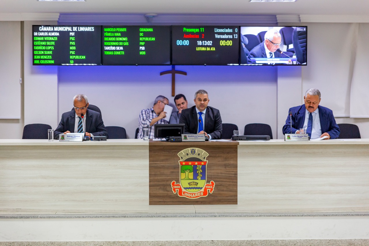 Vereadores aprovam isenção na contribuição de água, esgoto e iluminação pública para famílias do município